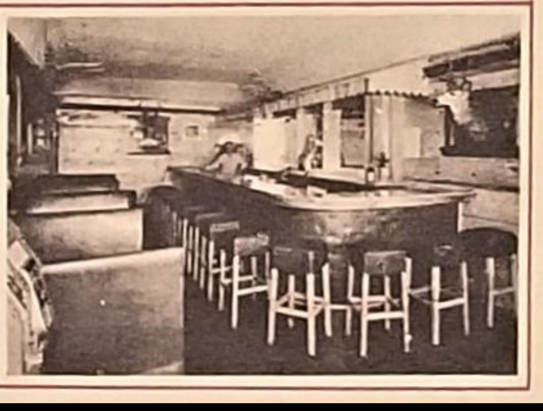 The cocktail lounge, 1946
